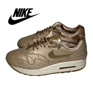 Nike Air Max Goldfish Metallic Gold Vegan Leather Low Sneakers sz 8.5